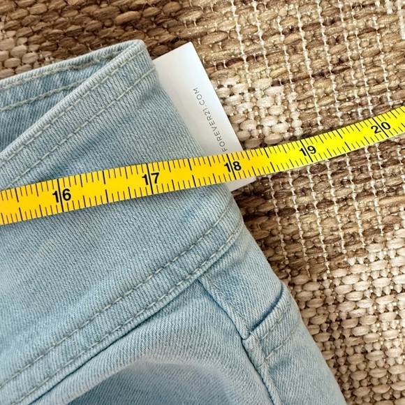 FOREVER 21 Light Blue Women's Jeans, size 31/12 - Picture 8 of 12